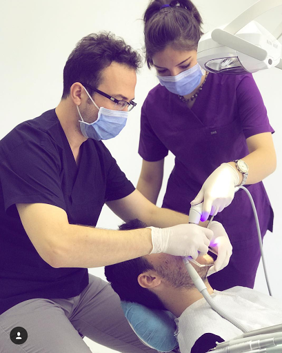 Academy Dent-Maraş Ortodonti Yrd.Doç.Dr. Erdem HATUNOĞLU - Doç.Dr. Fatih AKSOY - Uzm. Dt. Kadriye ALTUNBAŞ Kahramanmaraş Academy Dent-Maraş Ortodonti Yrd.Doç.Dr. Erdem HATUNOĞLU - Doç.Dr. Fatih AKSOY - Uzm. Dt. Kadriye ALTUNBAŞ Kahramanmaraş
