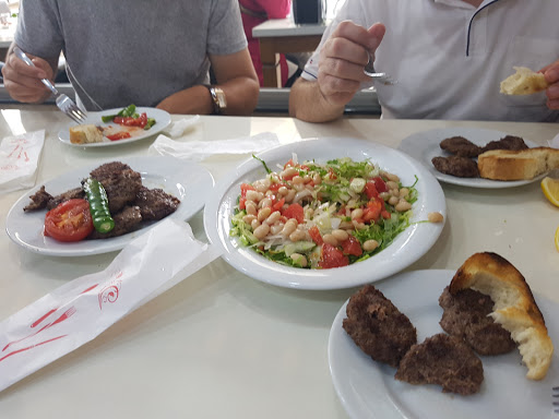 Akçaabat Köftecisi Ömer Yılmaz Usta Trabzon 