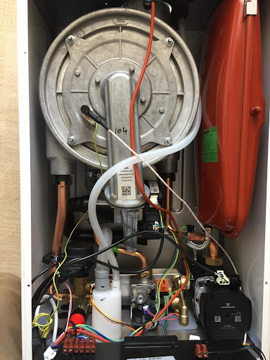 BURSA ACİL KOMBİ SERVİSİ /TAMİR /BAKİM /YEDEK PARCA Bursa 