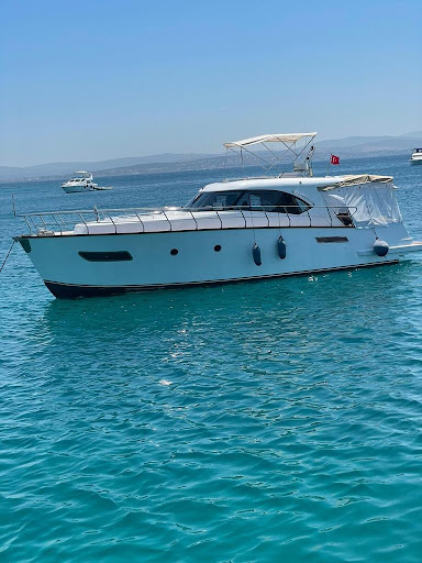 Çeşme Tekne ve Yat Kiralama İzmir Çeşme