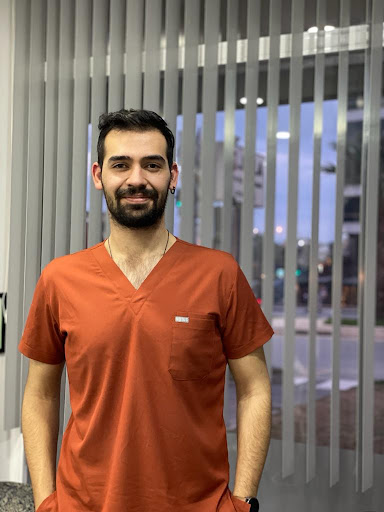 Dt. Adem Çeri, Diş Hekimi Aydın Dt. Adem Çeri, Diş Hekimi Aydın