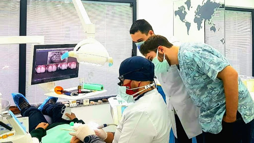 Dt. Erkan Kaya Diş Hekimi Yalova Merkez Dt. Erkan Kaya Diş Hekimi Yalova Merkez