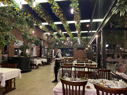 Garson Şükrü Aile Restaurant Denizli 