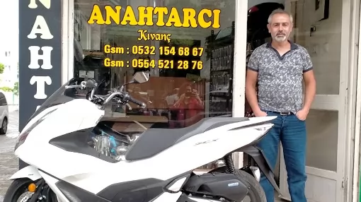 Uşak anahtarcı Kıvanç Uşak Merkez