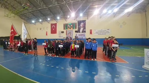 Vali Behiç Çelik Kapalı Spor Salonu Kırıkkale Merkez