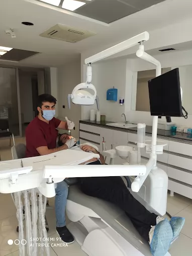 Beyaz İnci Diş Kliniği(Diş Hekimi Veysel Güçün)(Batman özel diş kliniği) Batman Merkez