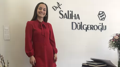 Diyetisyen Saliha Dülgeroğlu Aydıner Uşak Merkez