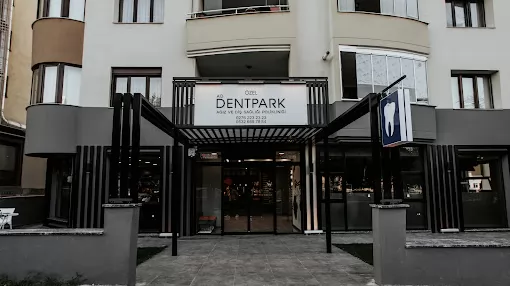 AD Dentpark Ağız ve Diş Sağlığı Polikliniği Uşak Merkez