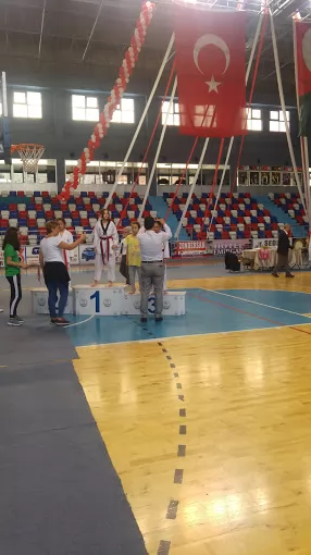 Zonguldak Merkez Kapalı Spor Salonu Zonguldak Merkez