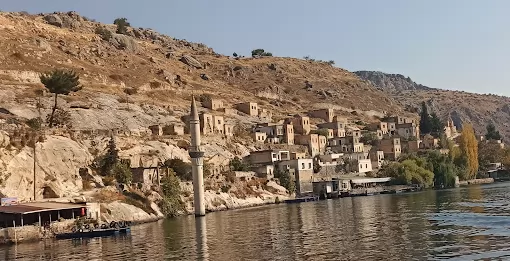 Sözler Turizm Seyahat Acentası Uşak Merkez