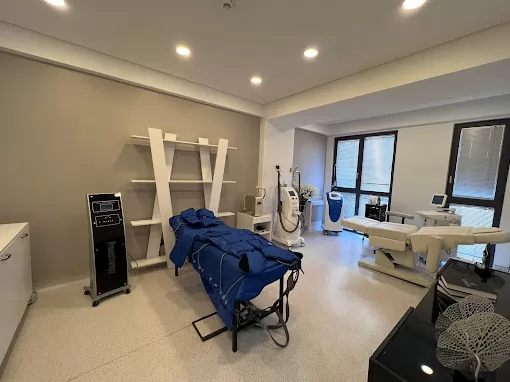 Saloon NN Lazer Epilasyon & Zayıflama Merkezi Eskişehir Tepebaşı