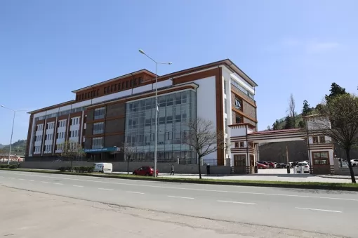 Recep Tayyip Erdoğan Üniversitesi Diş Hekimliği Fakültesi Rize Merkez