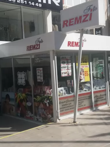 Foto Remzi Hatay İzmir Konak