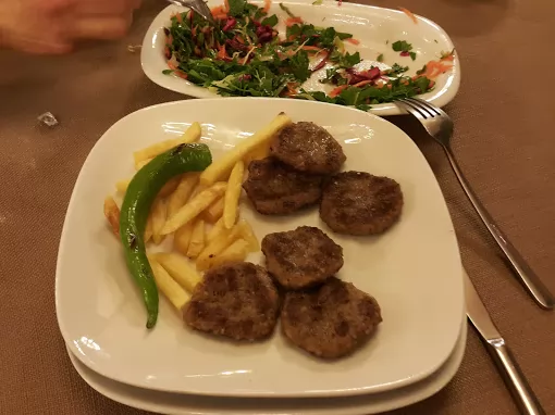 Saray Köfte Balık Restaurant Akçaabat Trabzon Akçaabat