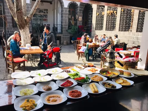 Diyarbakirevi Kahvaltı & Cafe Diyarbakır Sur