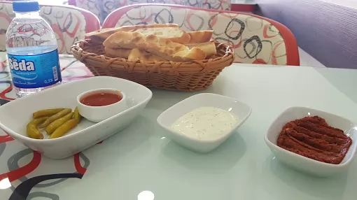 Tarihi Köfteci Niyazi Kocaeli İzmit