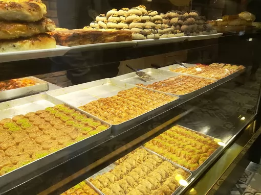 Üstad Börek & Baklava Meydan Trabzon Baklava- Lokum Trabzon Ortahisar