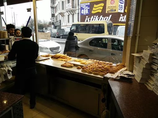 Tarihi Sarıyer Hünkar Börekçisi İstanbul Sarıyer