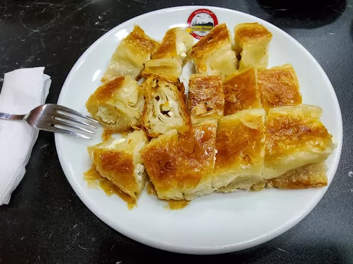 Levent Börek Sirkeci İstanbul Fatih