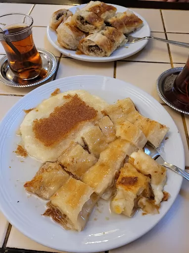 Yürü Börek & Künefe Mersin Yenişehir