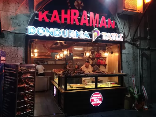 Kahraman Dondurma Ve Tatlı Tokat Merkez