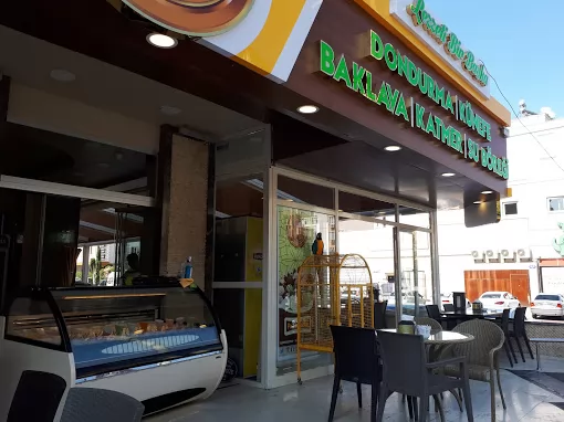 Papağanlı Künefe & Dondurma & Baklava Gaziantep Şahinbey