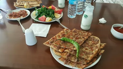 Buhara Etliekmek ve İzgara Salonu , restorant Konya Selçuklu