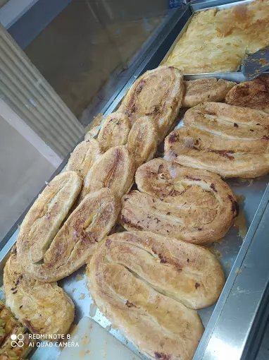 Suna börek. tost, poğaça,nohut dürüm Şanlıurfa Haliliye