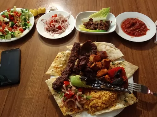 Neba Cihangir | Lahmacun & Pide & Kebap & Meşhur Çayeli Kurufasulyesi Artvin Hopa