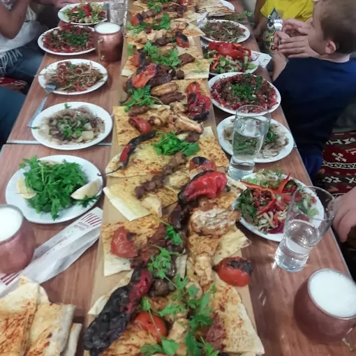 Sabri Usta Kebap salonu Mardin Kızıltepe