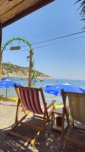 ARUNDO Beach & Cafe & Bar İzmir Karaburun