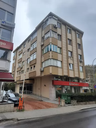 Dr. Özgür Özhan Atalay İstanbul Kadıköy