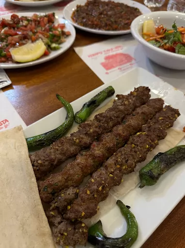 Yusuf Usta Kebab Salonu Mardin Artuklu