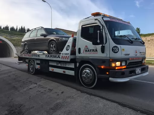 BAYRA OTO KURTARMA VE YOL YARDIM ÇEKİÇİ VİNÇ FORKLİFT Sinop Merkez