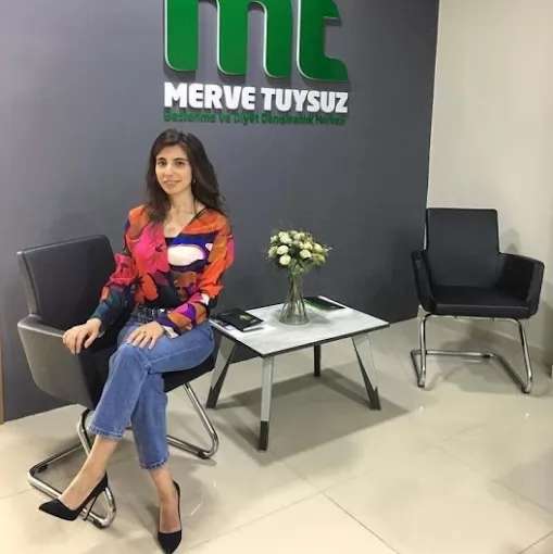 Dyt. Merve Tuysuz, Diyetisyen Erzincan Merkez