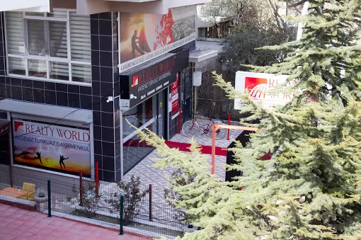 Realty World Akdeniz Turkuaz Gayrimenkul/Burdur Burdur Merkez