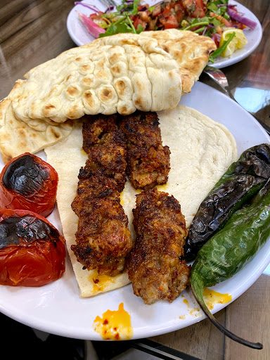 Kebapçı Ali Ustanın Yeri Gaziantep Şahinbey