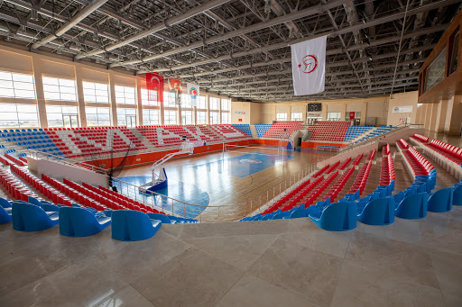 MAKÜ SPOR KOMPLEKSİ Burdur Merkez MAKÜ SPOR KOMPLEKSİ Burdur Merkez